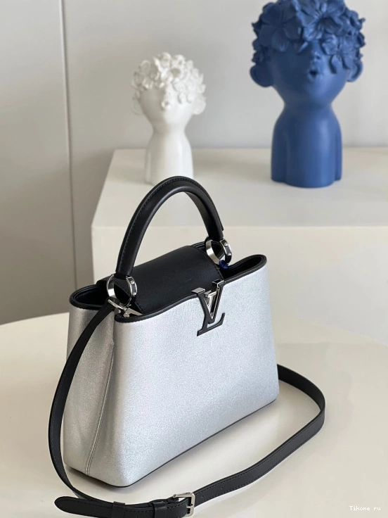 Affordable VUITTON CAPUCINES LOUIS BB 0726
